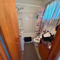 Bathroom before remodeling