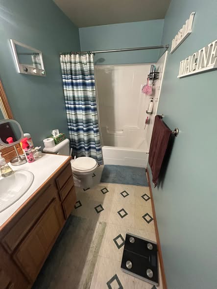 Bathroom before remodel